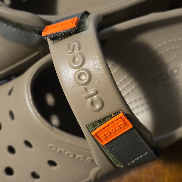 Crocs Off Road Sports Clog - Picture 5 of 8